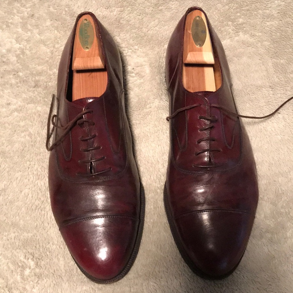 Men’s dress shoes